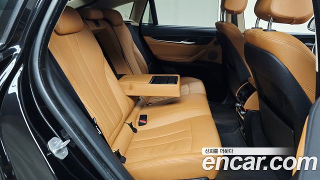 BMW X6 (F16) xDrive 30d 2018 — фото 11