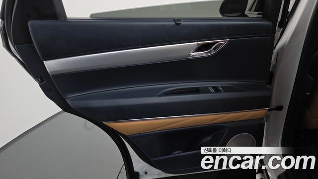 Genesis GV80 2.5T Gasoline 2WD 2023 — фото 25