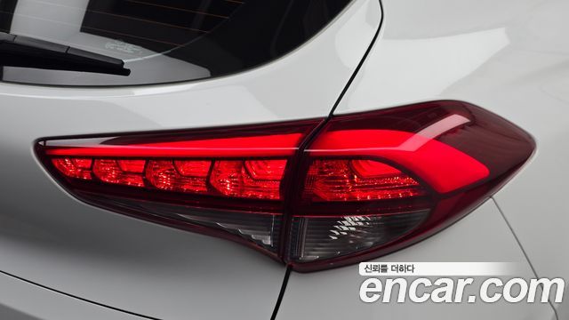 Hyundai Tucson Diesel 2.0 2WD Modern 2017 — фото 23