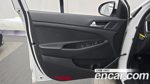 Hyundai Tucson Diesel 2.0 2WD Modern 2017 — фото 24