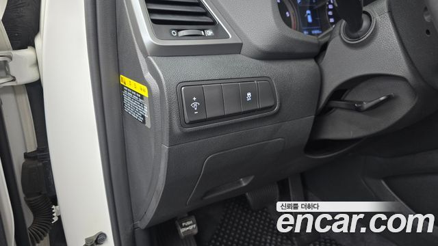 Hyundai Tucson Diesel 2.0 2WD Modern 2017 — фото 28