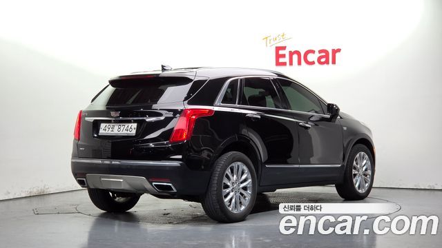 Cadillac XT5 3.6 Platinum 2017 — фото 2