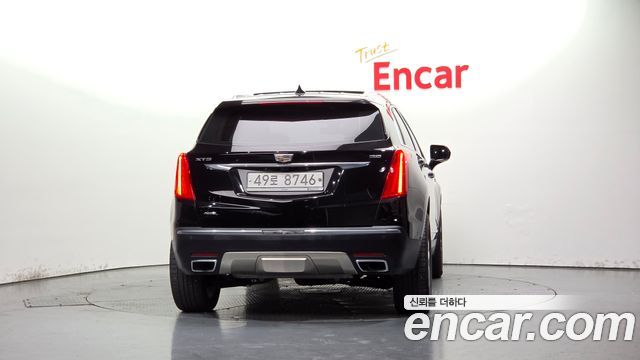Cadillac XT5 3.6 Platinum 2017 — фото 4