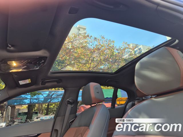 BMW 5 Series (G60) 530e M Sport 2025 — фото 15