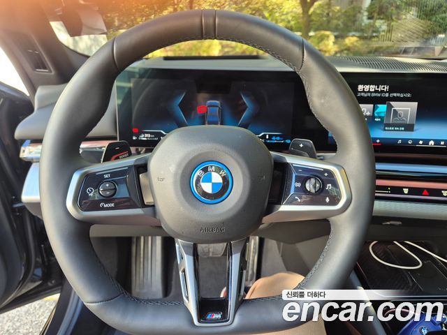 BMW 5 Series (G60) 530e M Sport 2025 — фото 18