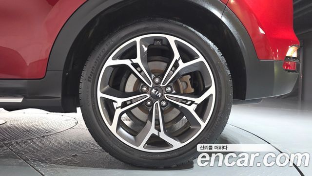 Kia Sportage The Bold Diesel 2.0 2WD Prestige 2019 — фото 21