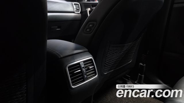 Kia Sportage The Bold Diesel 2.0 2WD Prestige 2019 — фото 33