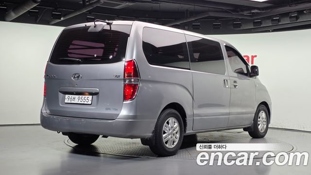 Hyundai Grand Starex 3-Seater VAN Smart Special 2016 — фото 2