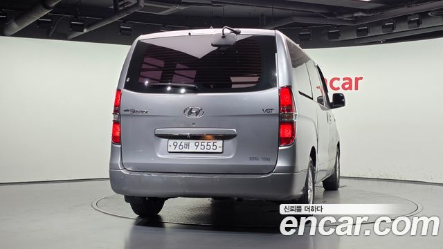 Hyundai Grand Starex 3-Seater VAN Smart Special 2016 — фото 4