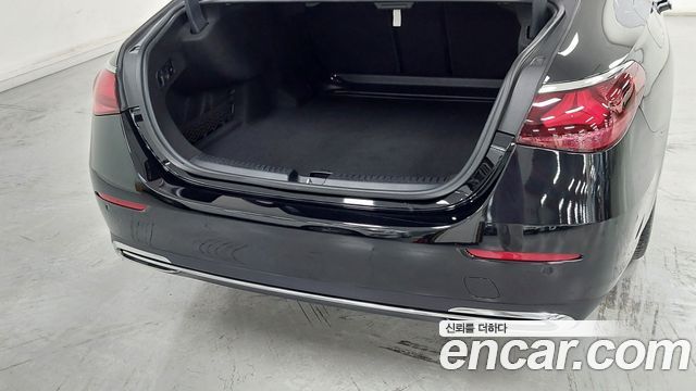 Mercedes-Benz E-Class (W214) E200 Avantgarde 2025 — фото 15