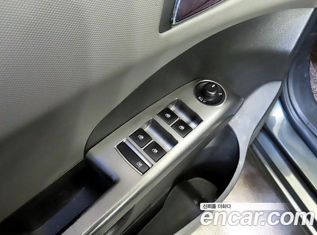 Chevrolet Aveo Hatchback 1.4 Turbo LT 2017 — фото 20