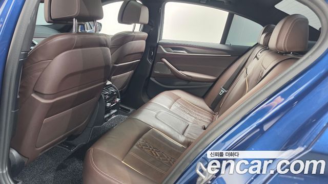 BMW 5 Series (G30) 530e M Sport 2021 — фото 19