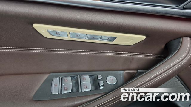 BMW 5 Series (G30) 530e M Sport 2021 — фото 29