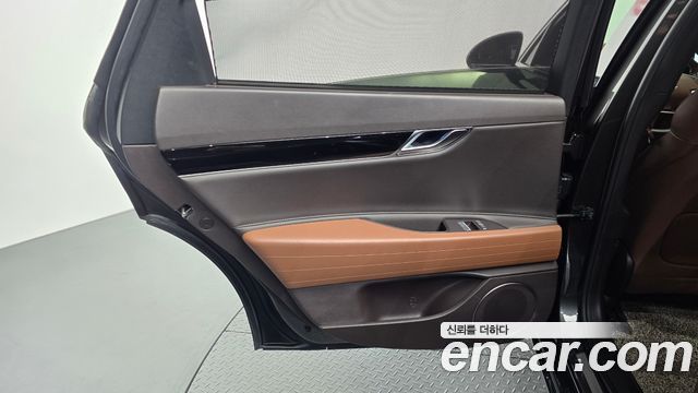 Genesis G80 (RG3) Gasoline 2.5 Turbo AWD 2022 — фото 31