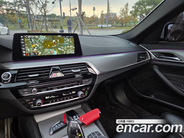 BMW 5 Series (G30) 530i M Sport Package 2018 — фото 9