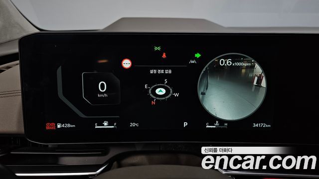 Kia Carnival (IV) Gasoline 9-Seater Hi Limousine (7-seater Limousine(Special vehicle) 2025 — фото 8