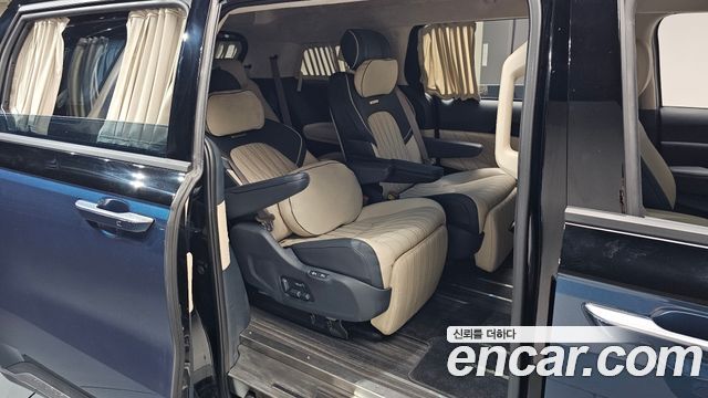 Kia Carnival (IV) Gasoline 9-Seater Hi Limousine (7-seater Limousine(Special vehicle) 2025 — фото 10