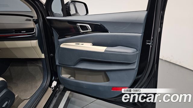 Kia Carnival (IV) Gasoline 9-Seater Hi Limousine (7-seater Limousine(Special vehicle) 2025 — фото 25