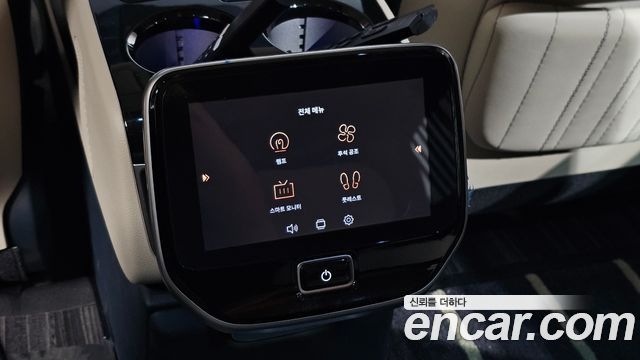 Kia Carnival (IV) Gasoline 9-Seater Hi Limousine (7-seater Limousine(Special vehicle) 2025 — фото 33