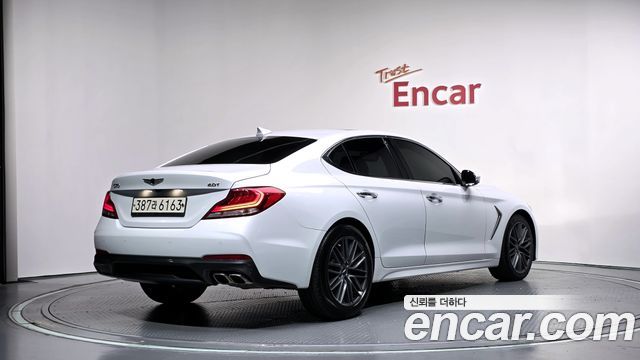 Genesis G70 2.0T Advanced 2018 — фото 2