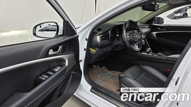 Genesis G70 2.0T Advanced 2018 — фото 10