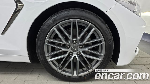 Genesis G70 2.0T Advanced 2018 — фото 21