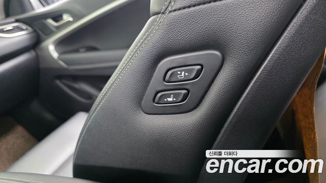 Genesis G70 2.0T Advanced 2018 — фото 29