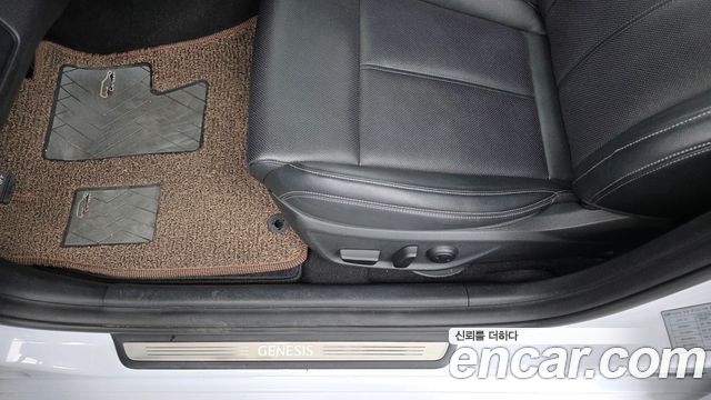 Genesis G70 2.0T Advanced 2018 — фото 31
