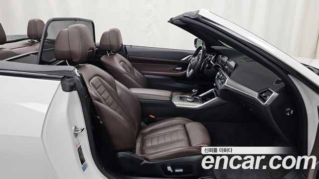 BMW 4 Series (G22) 420i M Sport Convertible 2021 — фото 11