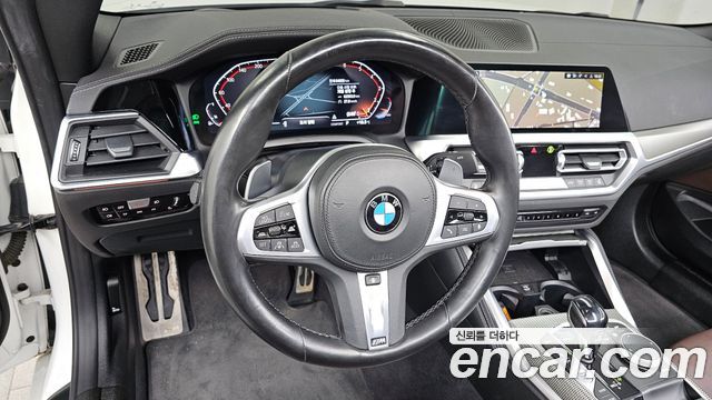 BMW 4 Series (G22) 420i M Sport Convertible 2021 — фото 13