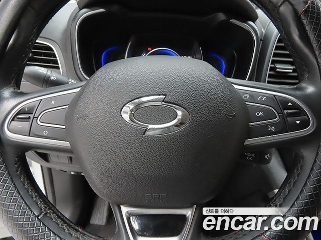 Renault Korea QM6 Diesel 2WD RE Signature 2017 — фото 18