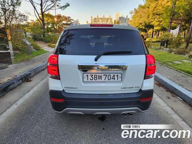 Chevrolet Captiva 2WD LTZ 2016 — фото 5