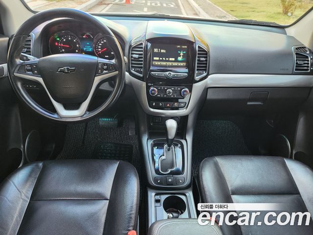 Chevrolet Captiva 2WD LTZ 2016 — фото 21