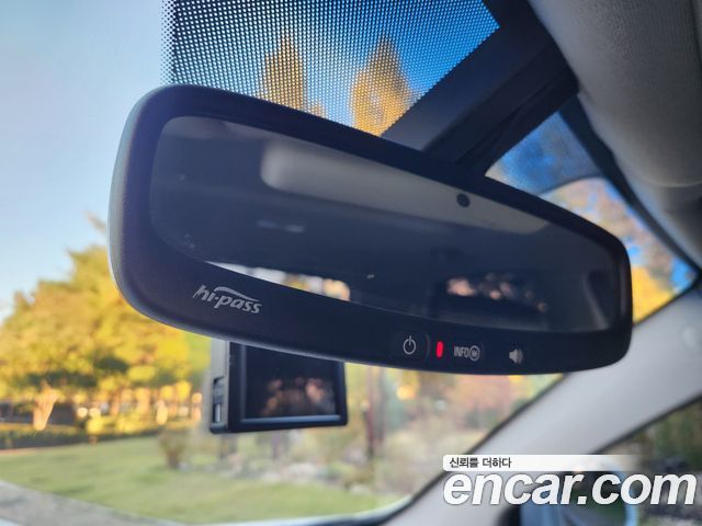 Chevrolet Captiva 2WD LTZ 2016 — фото 23