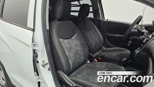 Chevrolet Next Spark Van 2018 — фото 11