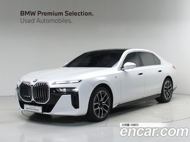 BMW 7 Series (G70) 740i xDrive M Sport