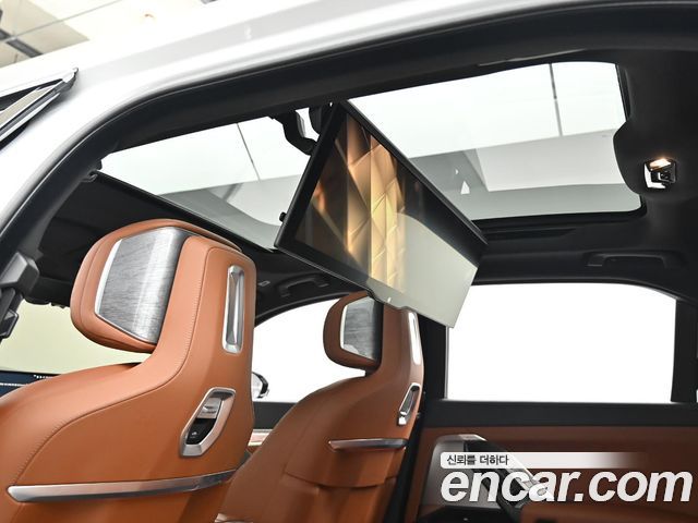 BMW 7 Series (G70) 740i xDrive M Sport 2024 — фото 23