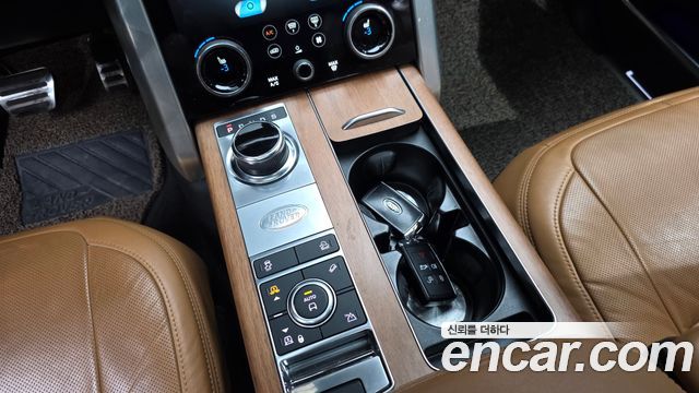 Land Rover Range Rover (IV) 4.4 SDV8 AB DIESEL 2019 — фото 9