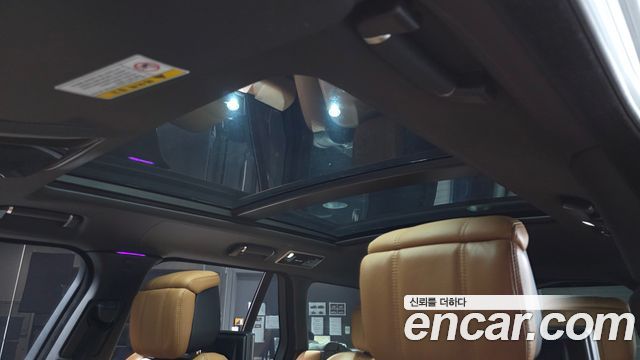 Land Rover Range Rover (IV) 4.4 SDV8 AB DIESEL 2019 — фото 17