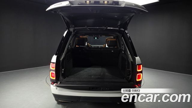 Land Rover Range Rover (IV) 4.4 SDV8 AB DIESEL 2019 — фото 20