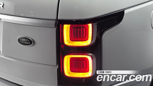 Land Rover Range Rover (IV) 4.4 SDV8 AB DIESEL 2019 — фото 23