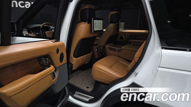Land Rover Range Rover (IV) 4.4 SDV8 AB DIESEL 2019 — фото 26