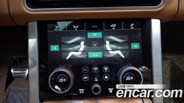 Land Rover Range Rover (IV) 4.4 SDV8 AB DIESEL 2019 — фото 29