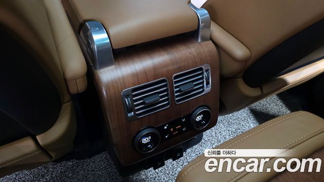 Land Rover Range Rover (IV) 4.4 SDV8 AB DIESEL 2019 — фото 40