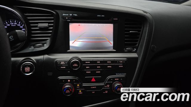 Kia K5 2.0 Prestige Standard 2011 — фото 16