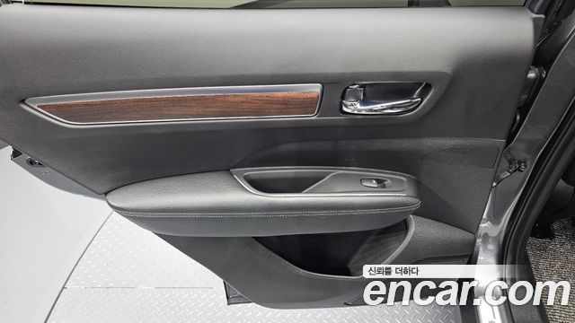 Renault Korea QM6 2.0 LPe RE Signature 2WD 2020 — фото 25