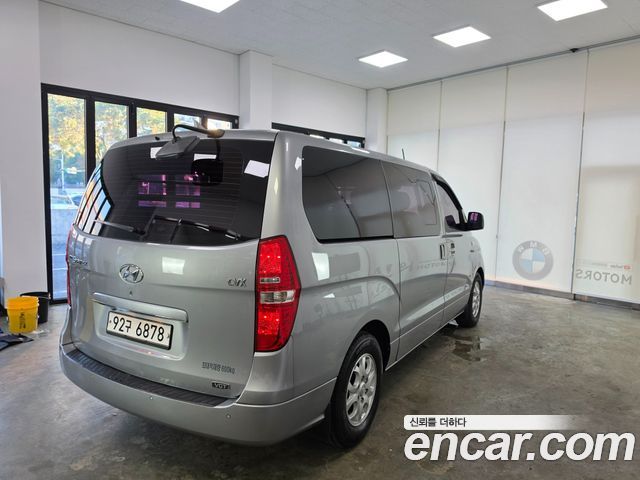 Hyundai Grand Starex 5-Seater VAN CVX Premium 2014 — фото 4