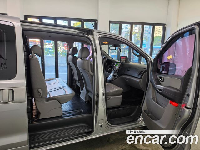 Hyundai Grand Starex 5-Seater VAN CVX Premium 2014 — фото 7