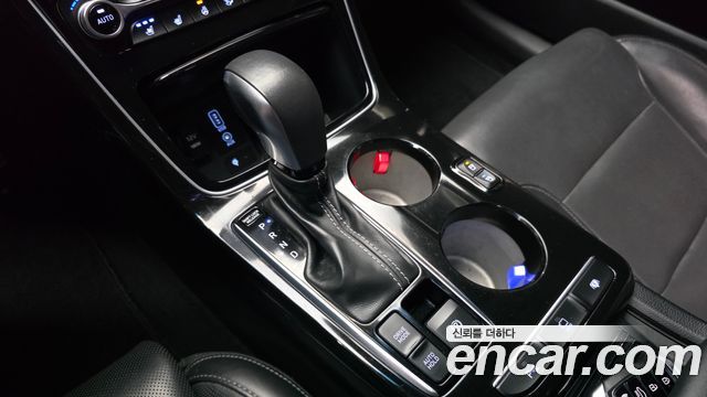 Hyundai Grandeur (IG) 3.0 Exclusive Special 2018 — фото 9