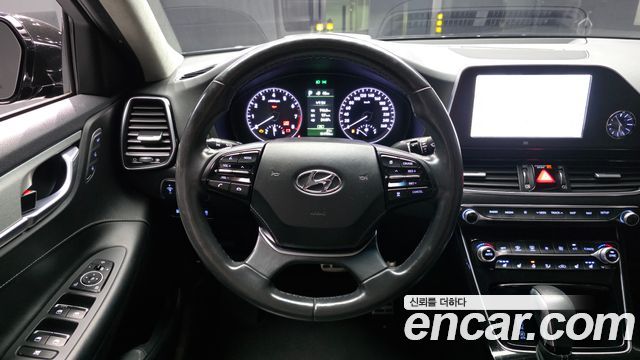 Hyundai Grandeur (IG) 3.0 Exclusive Special 2018 — фото 13